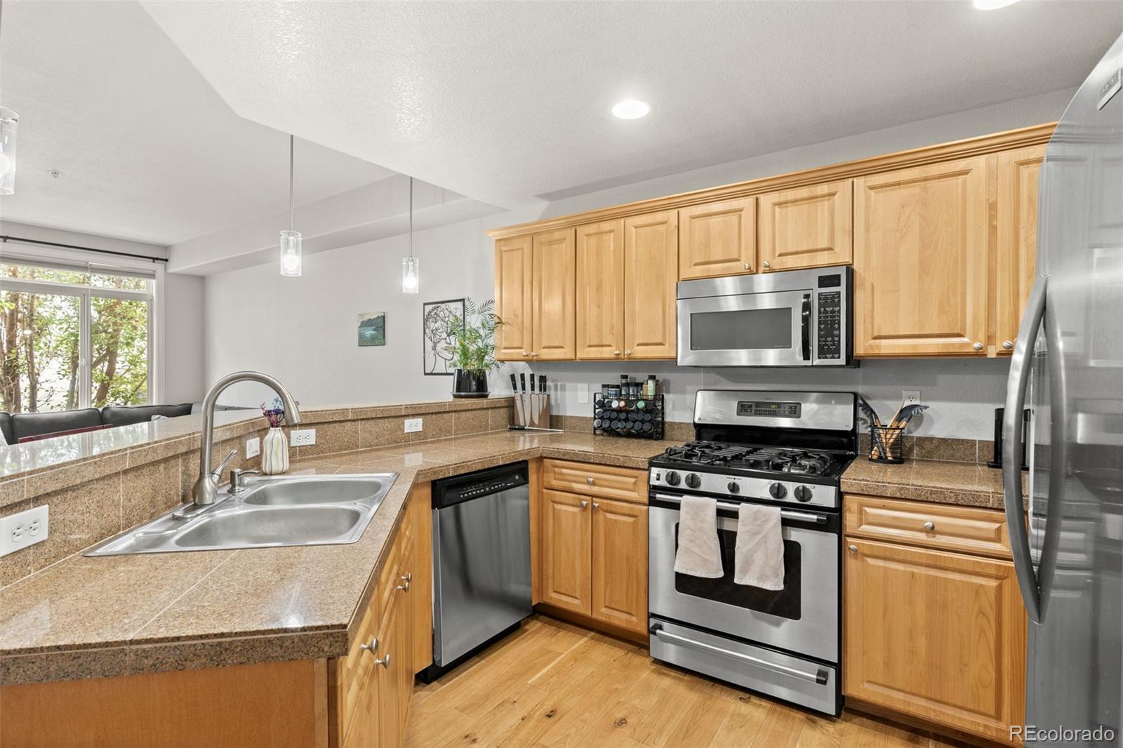MLS Image #7 for 1735 n ogden street 205,denver, Colorado