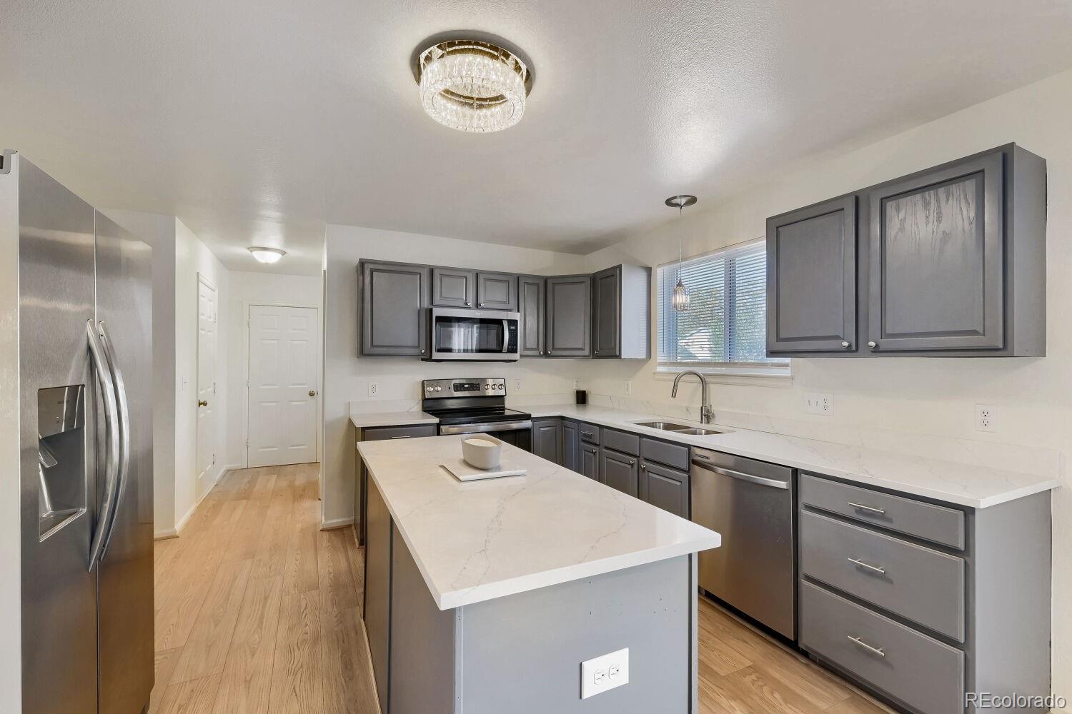 MLS Image #2 for 6967  lamar street,arvada, Colorado