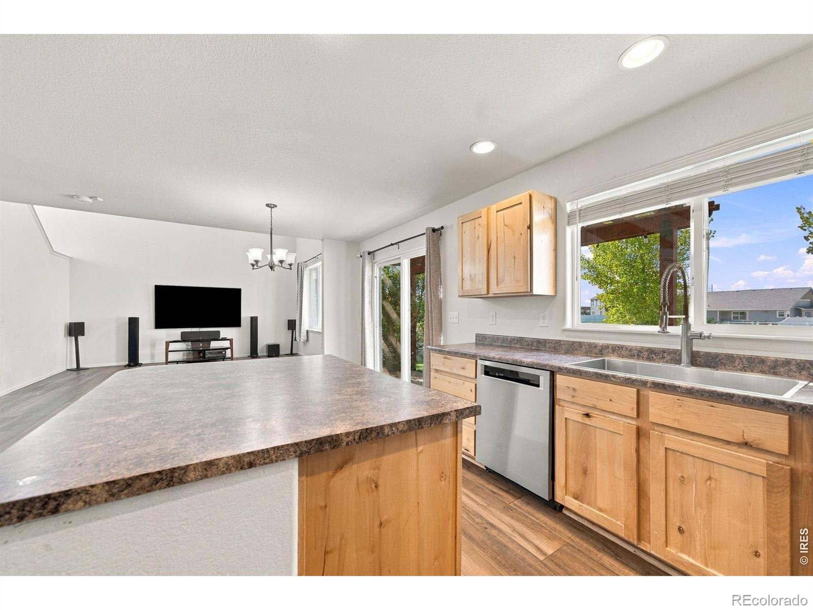 MLS Image #15 for 422  kendalbrook drive,windsor, Colorado