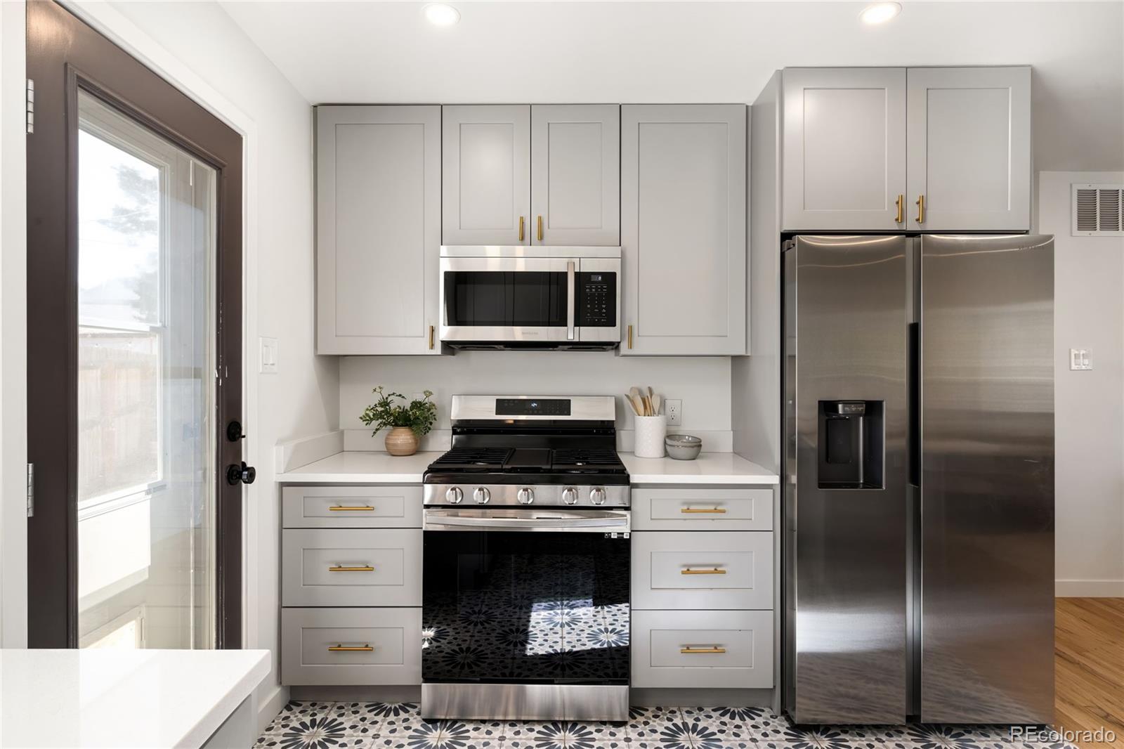 MLS Image #12 for 4800 w 11th avenue,denver, Colorado