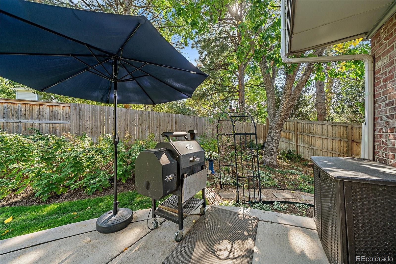 MLS Image #11 for 5972 s emporia circle,englewood, Colorado