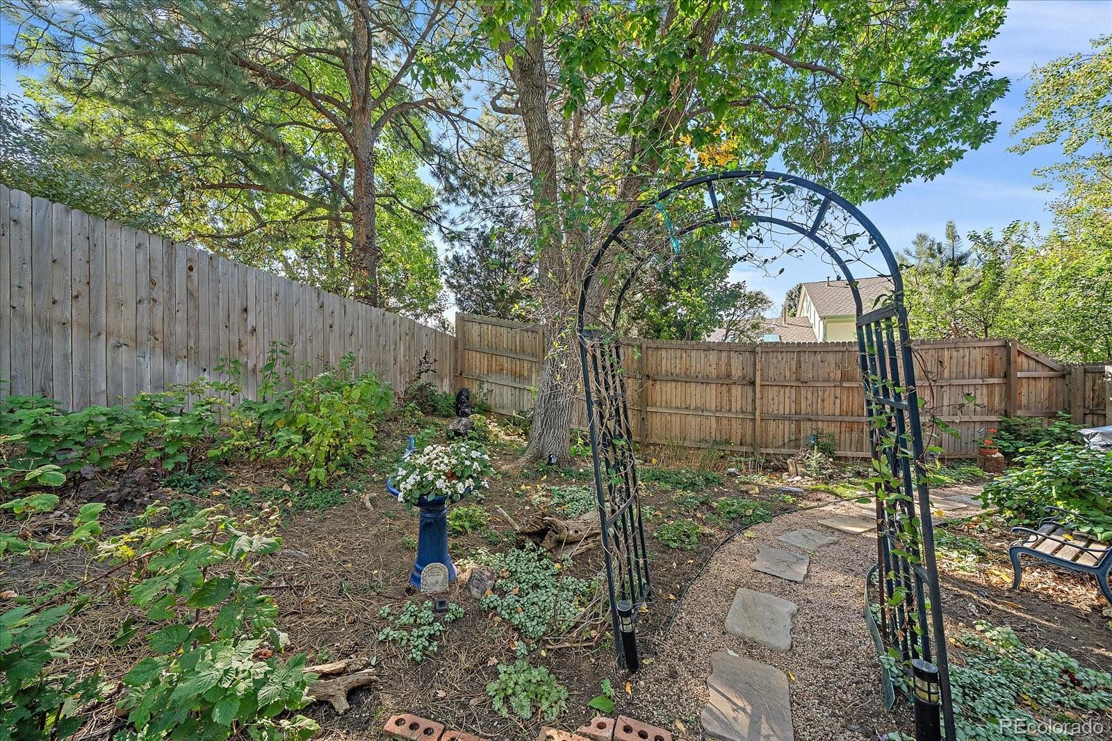 MLS Image #25 for 5972 s emporia circle,englewood, Colorado