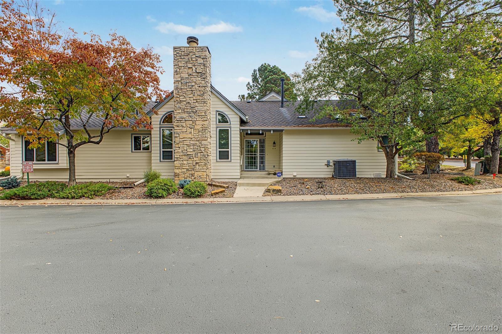 MLS Image #3 for 8505 e temple drive,denver, Colorado