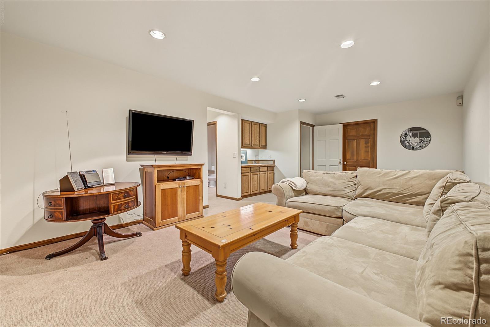 MLS Image #32 for 8505 e temple drive,denver, Colorado