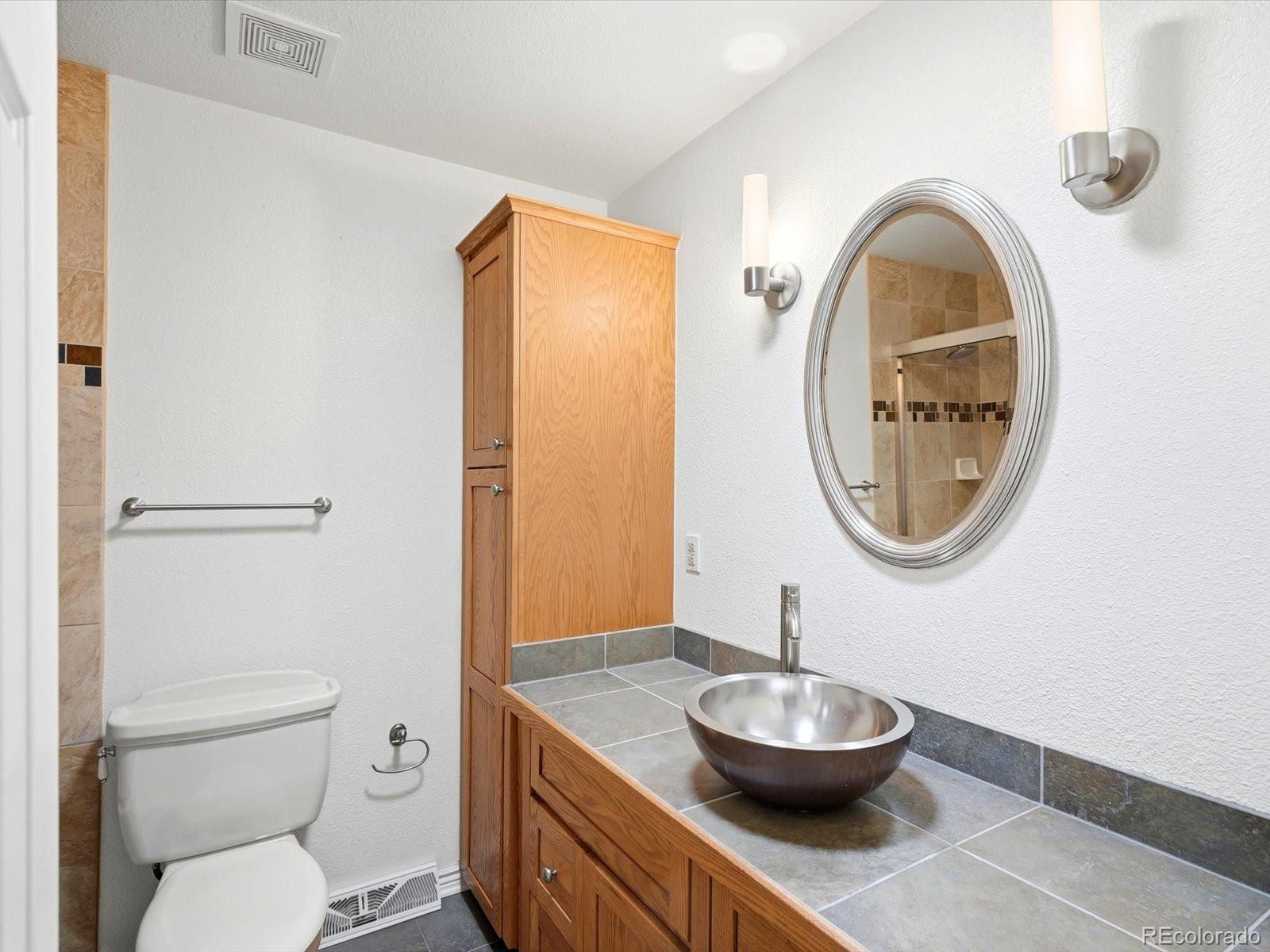 MLS Image #11 for 6993 e eastman avenue,denver, Colorado