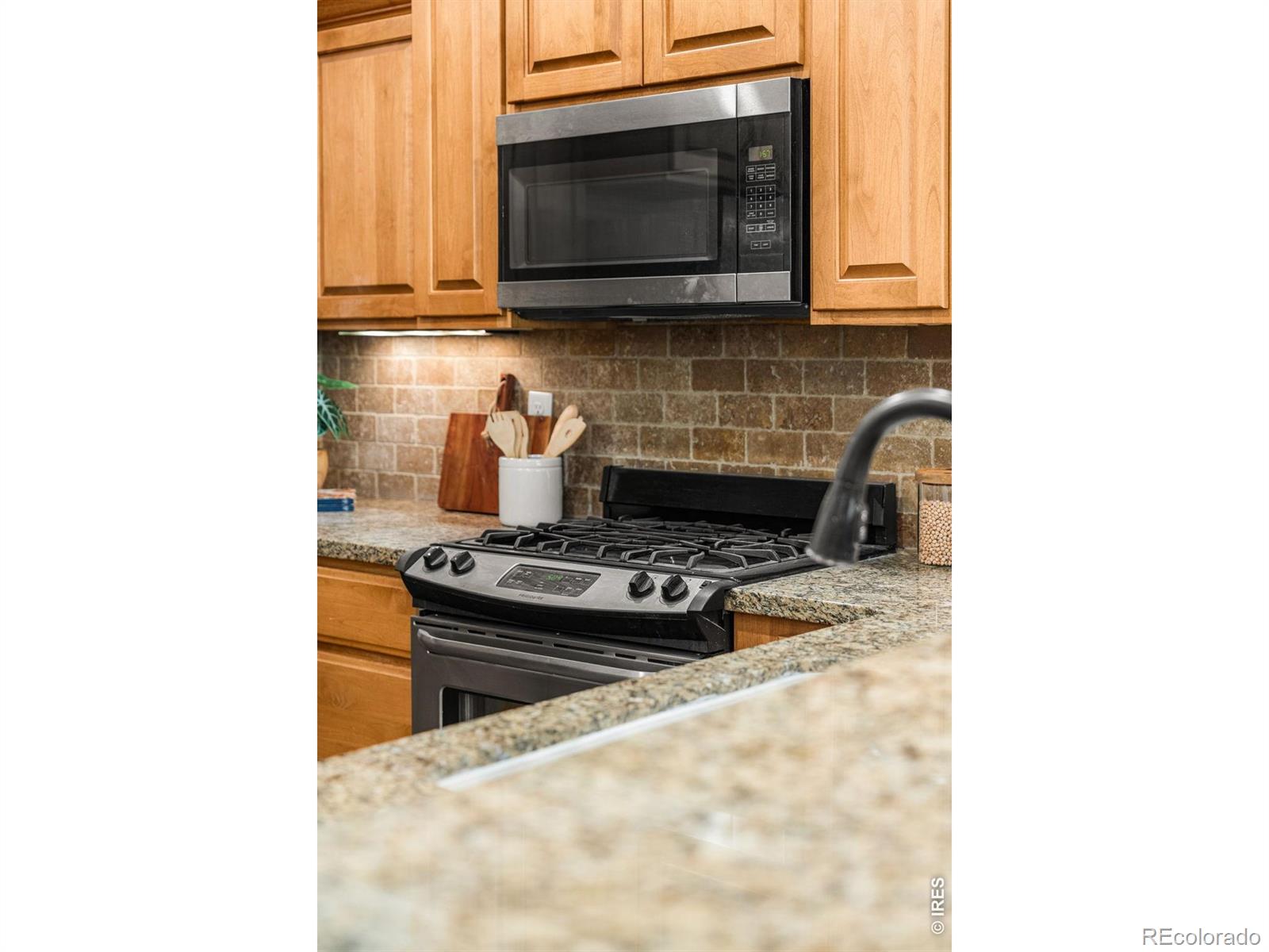 MLS Image #9 for 5850  dripping rock lane,fort collins, Colorado
