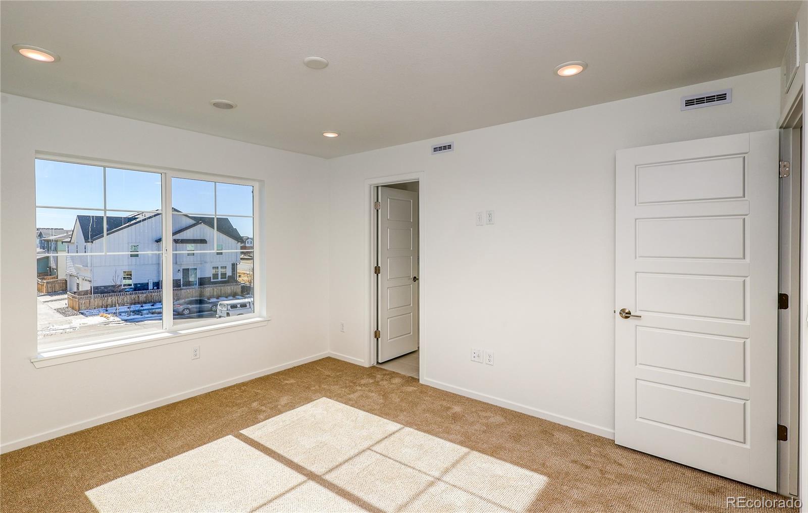 MLS Image #6 for 5232  gardner parkway,firestone, Colorado