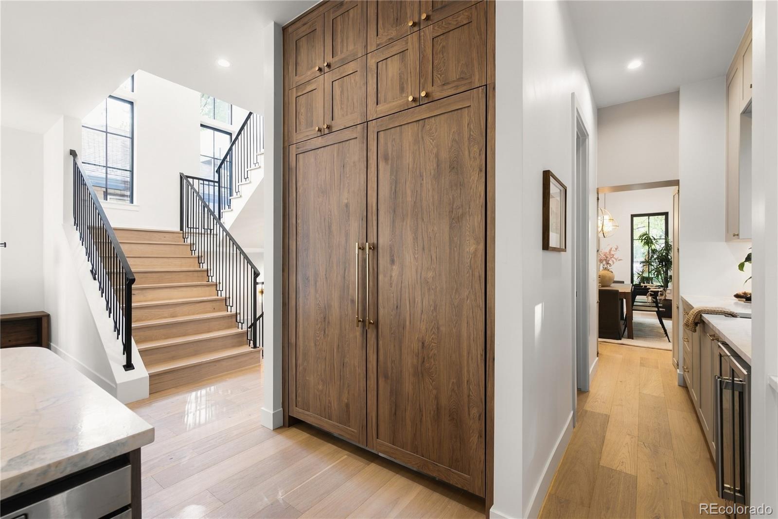 MLS Image #15 for 536 s high street,denver, Colorado