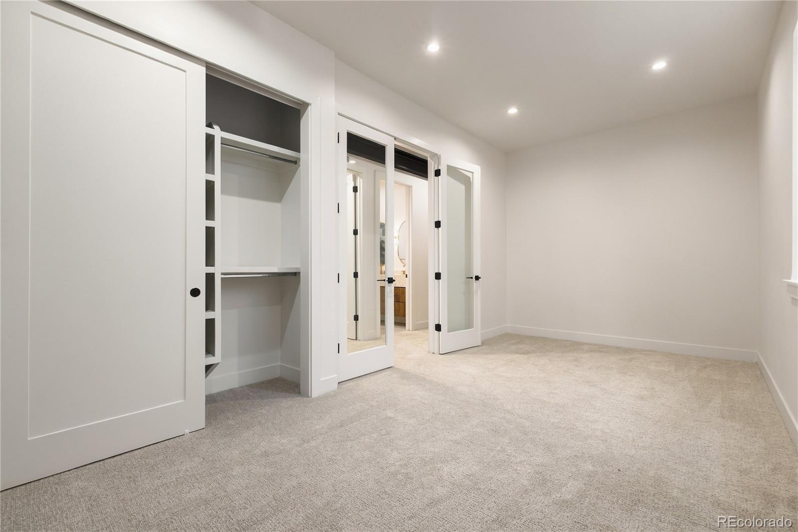 MLS Image #43 for 536 s high street,denver, Colorado