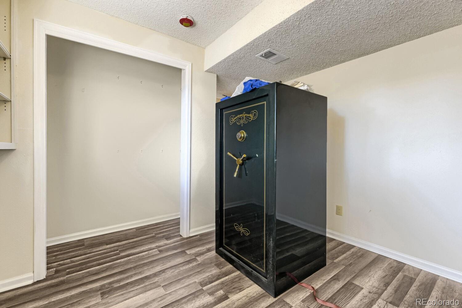 MLS Image #17 for 13118  mercury drive,littleton, Colorado
