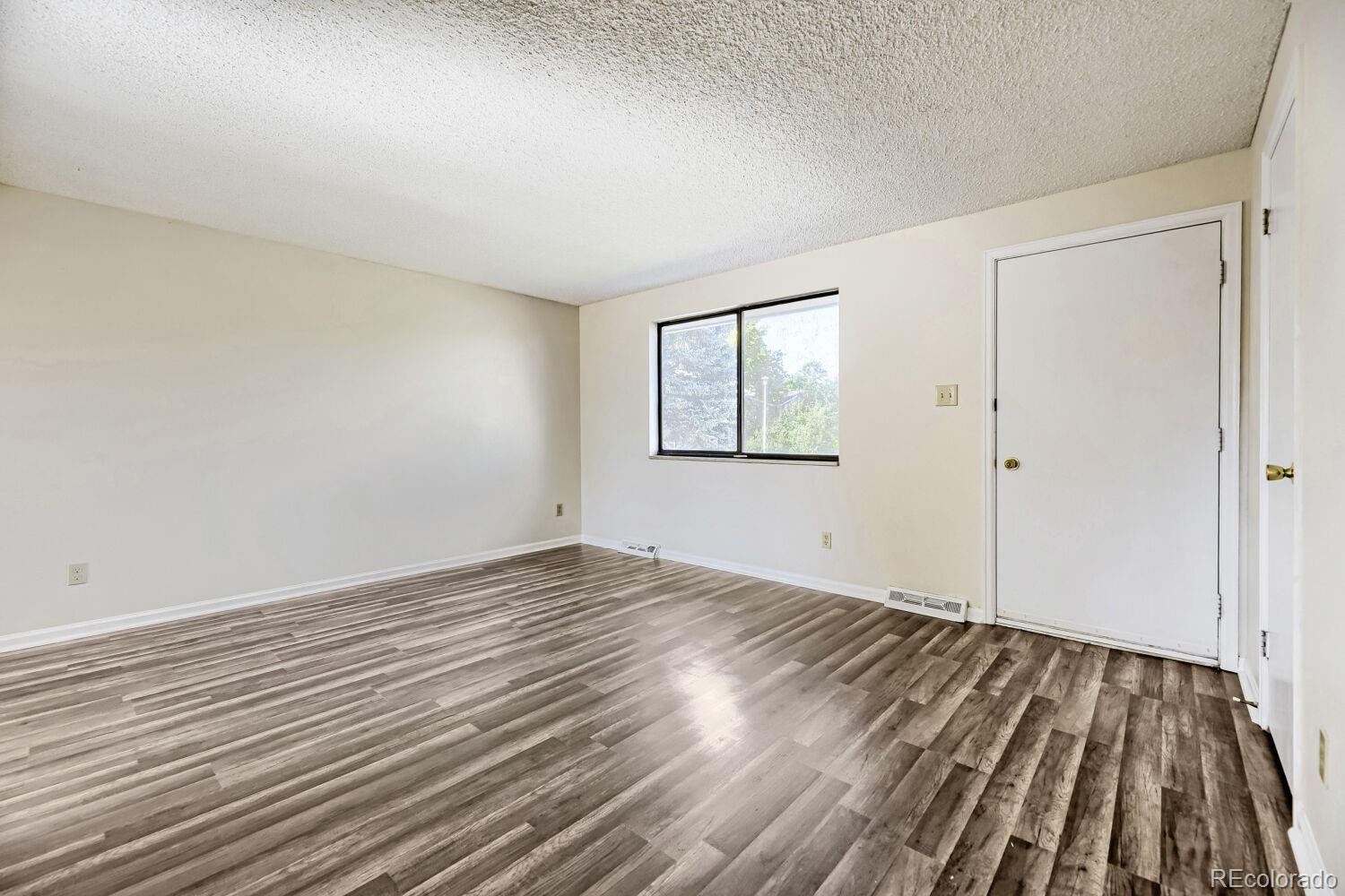 MLS Image #3 for 13118  mercury drive,littleton, Colorado