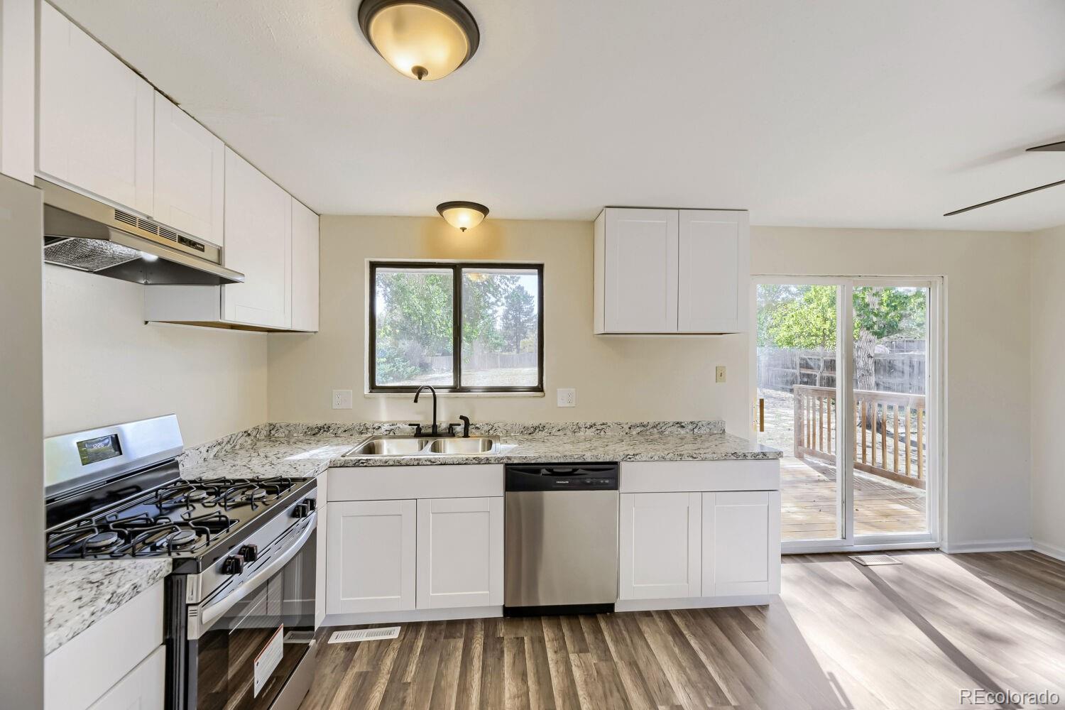 MLS Image #7 for 13118  mercury drive,littleton, Colorado