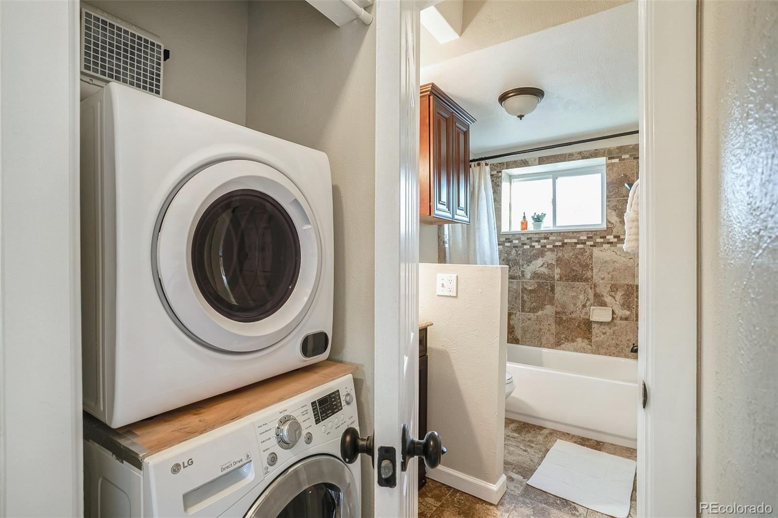 MLS Image #14 for 590 n logan street 308,denver, Colorado
