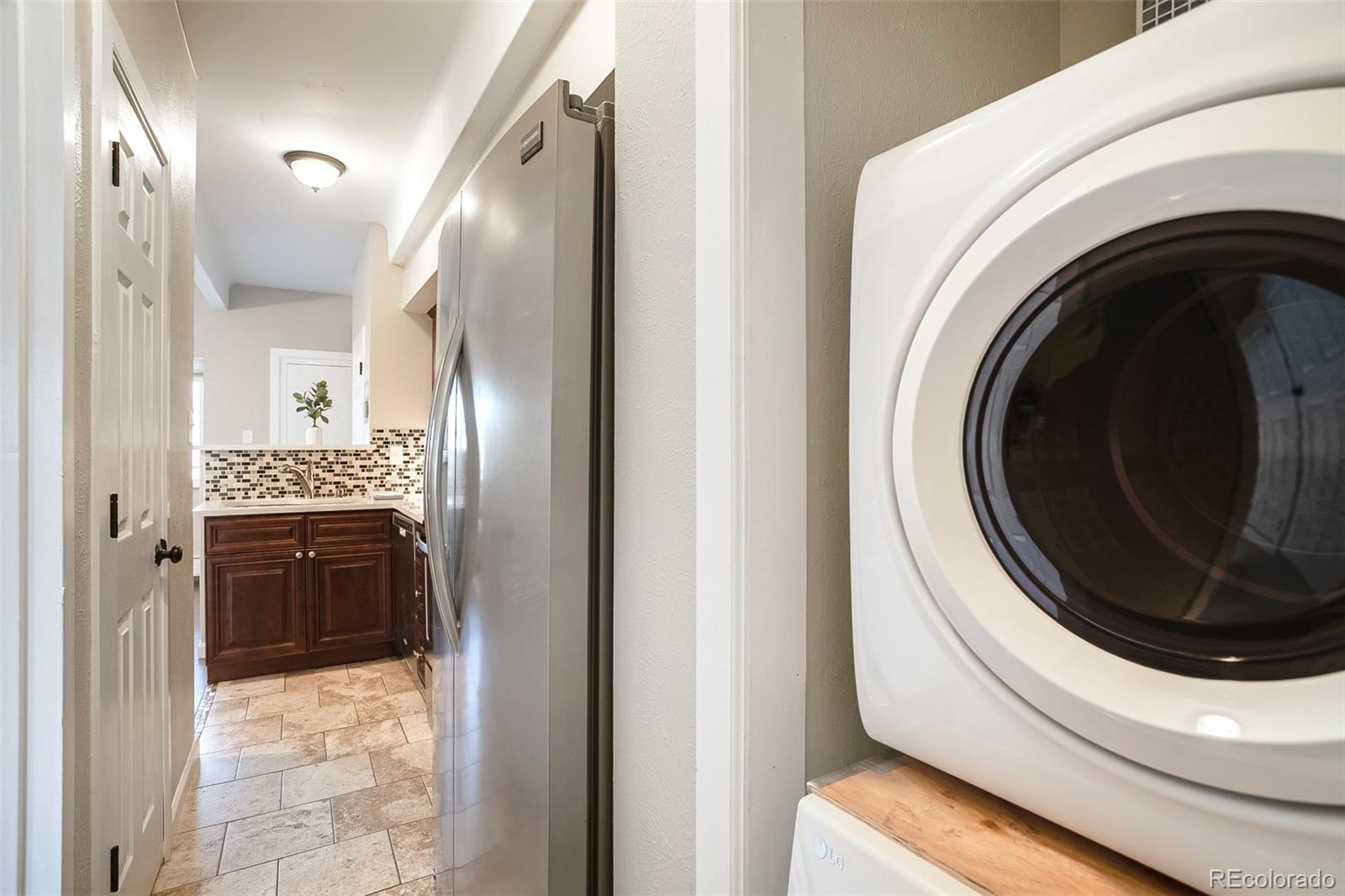 MLS Image #16 for 590 n logan street 308,denver, Colorado