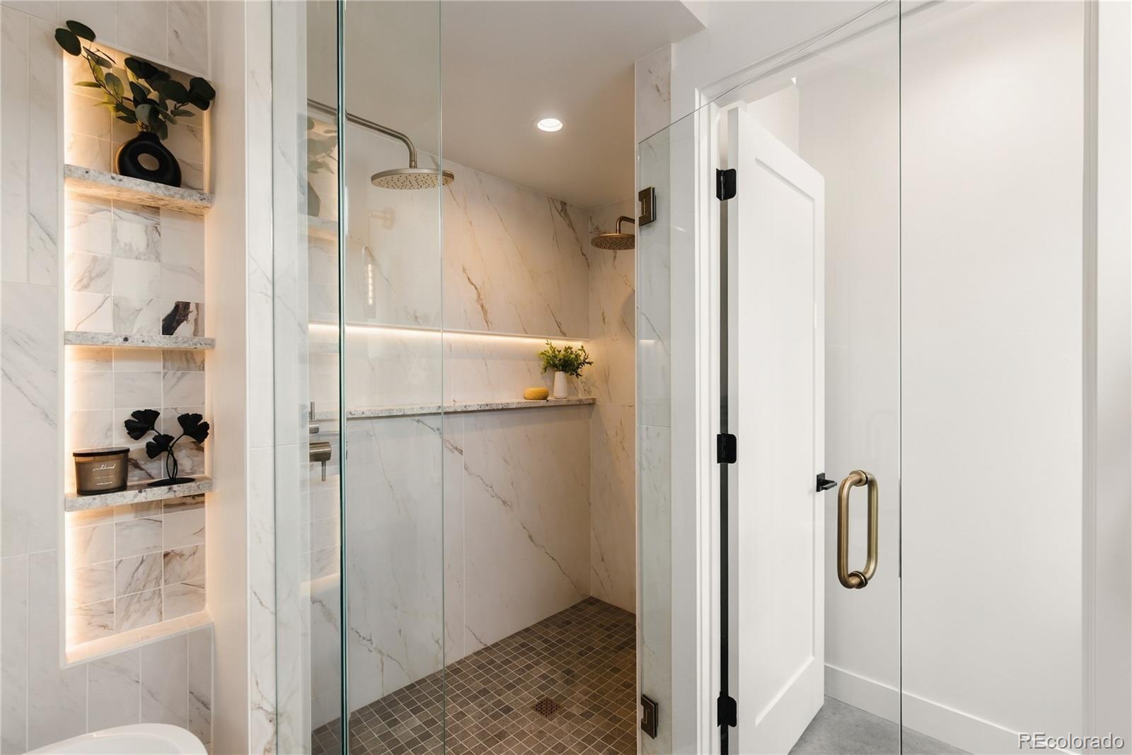 MLS Image #26 for 3443 n quivas street,denver, Colorado