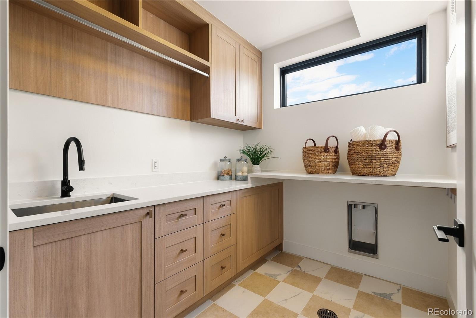 MLS Image #31 for 3443 n quivas street,denver, Colorado