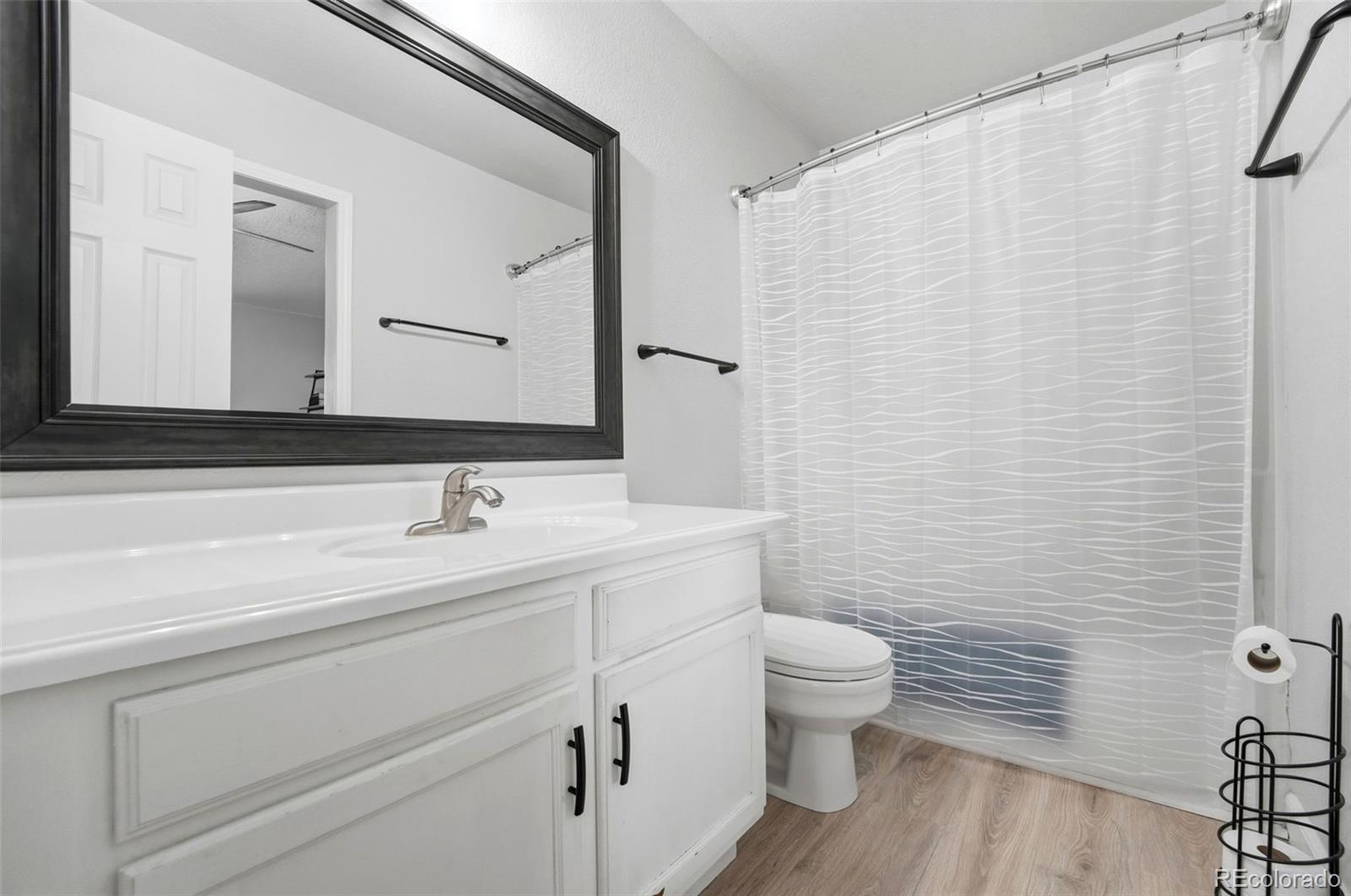 MLS Image #14 for 3828 s rome way,aurora, Colorado