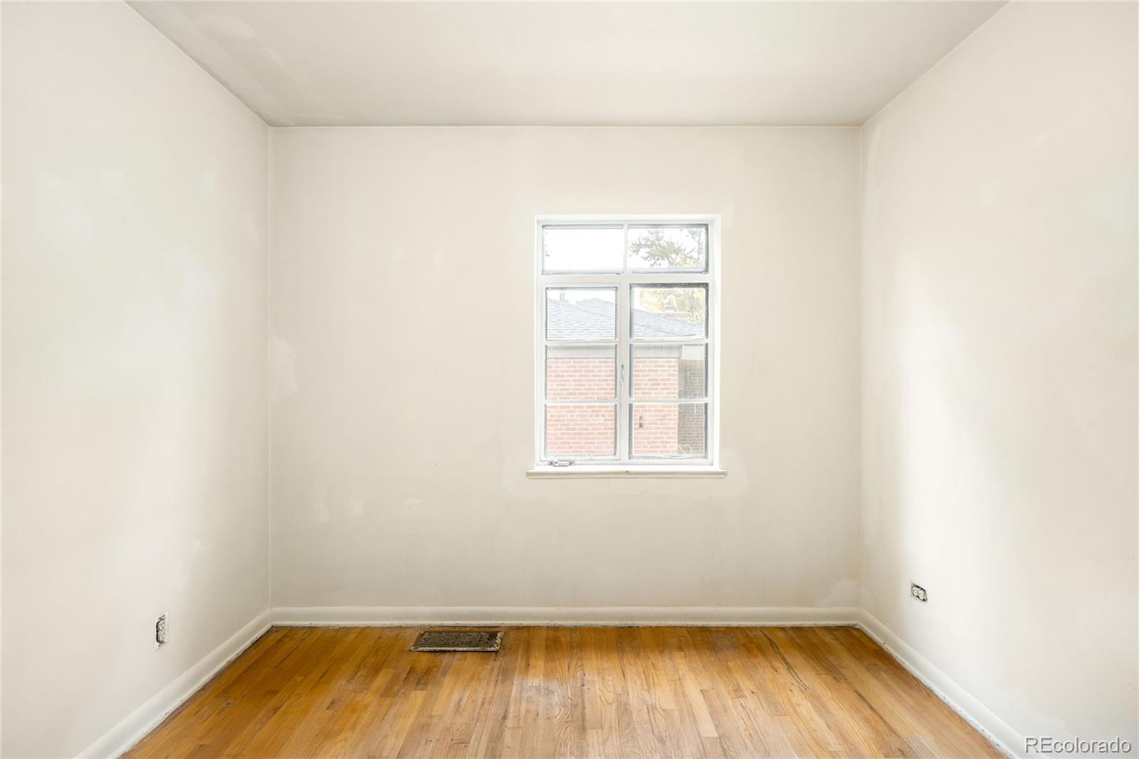 MLS Image #17 for 4535 s fox street,englewood, Colorado
