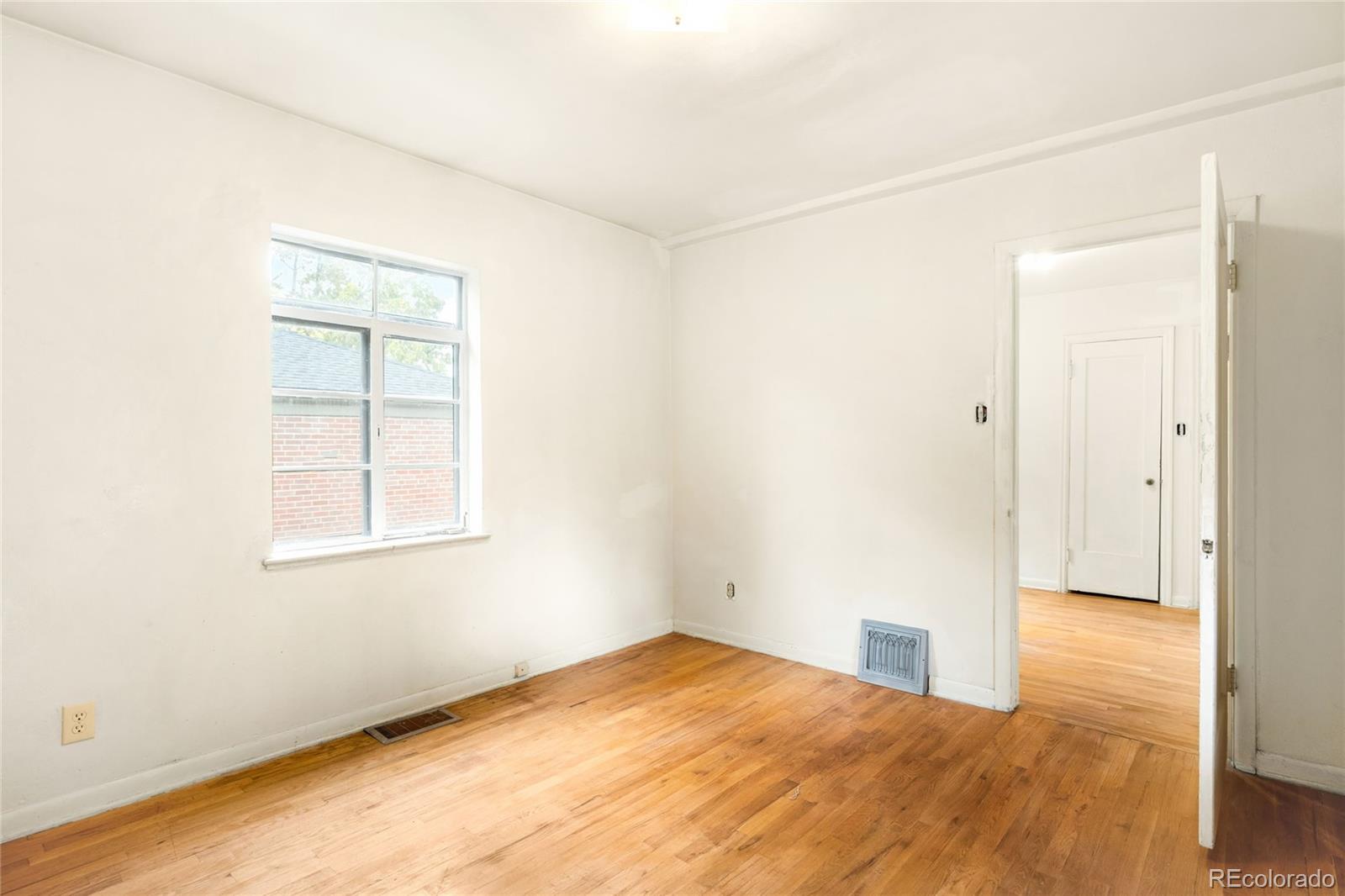 MLS Image #21 for 4535 s fox street,englewood, Colorado