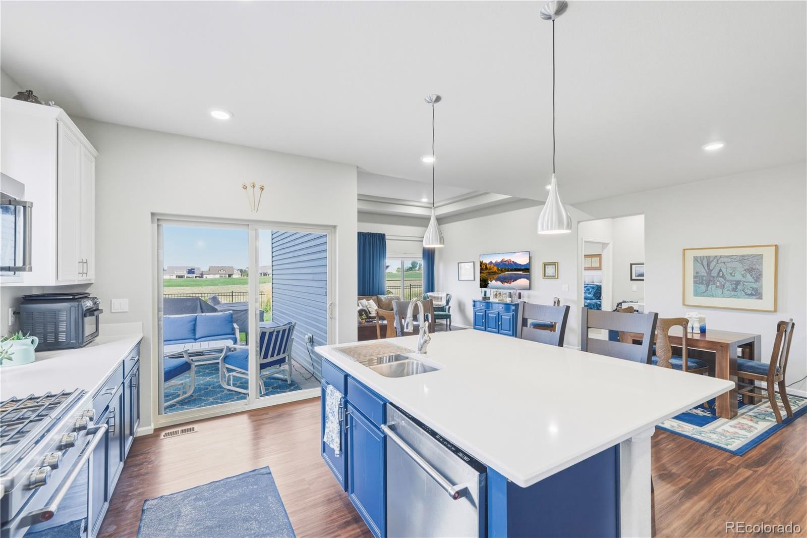 MLS Image #11 for 20365 e 53rd drive,denver, Colorado