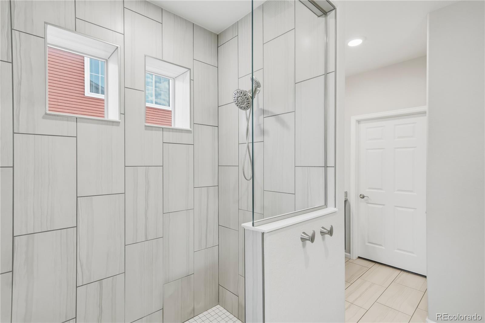 MLS Image #24 for 20365 e 53rd drive,denver, Colorado