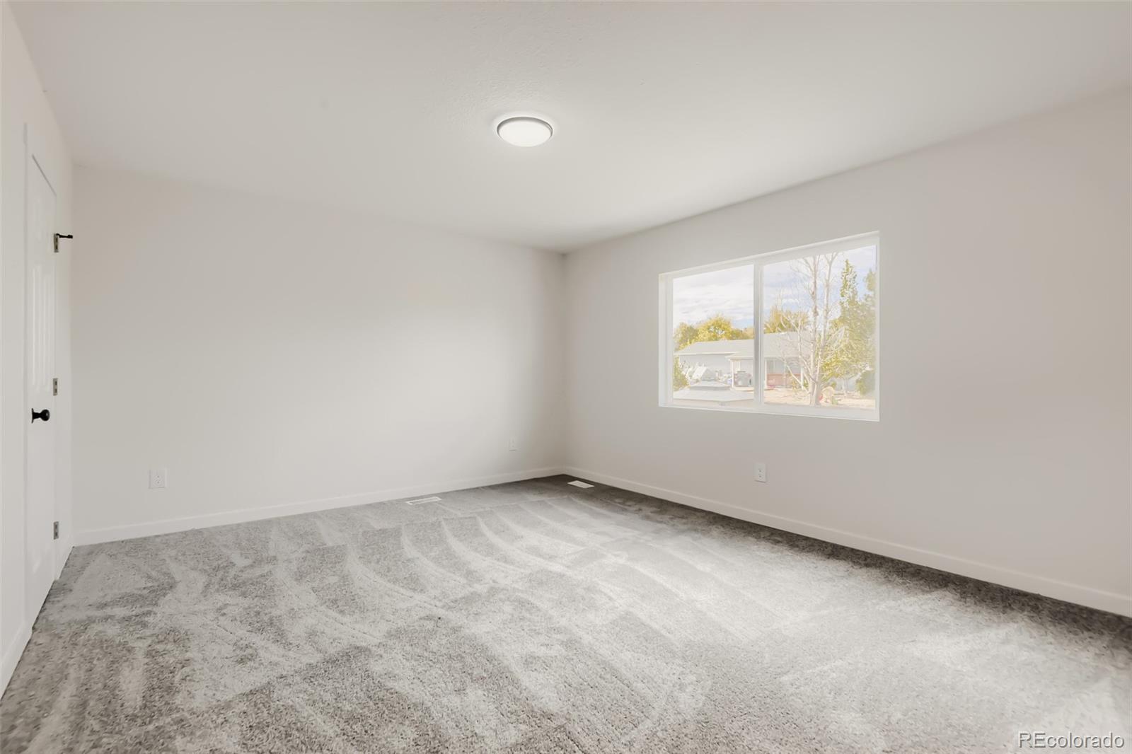 MLS Image #12 for 3961 s helena street,aurora, Colorado