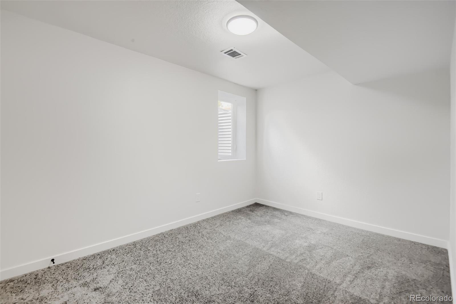 MLS Image #16 for 3961 s helena street,aurora, Colorado