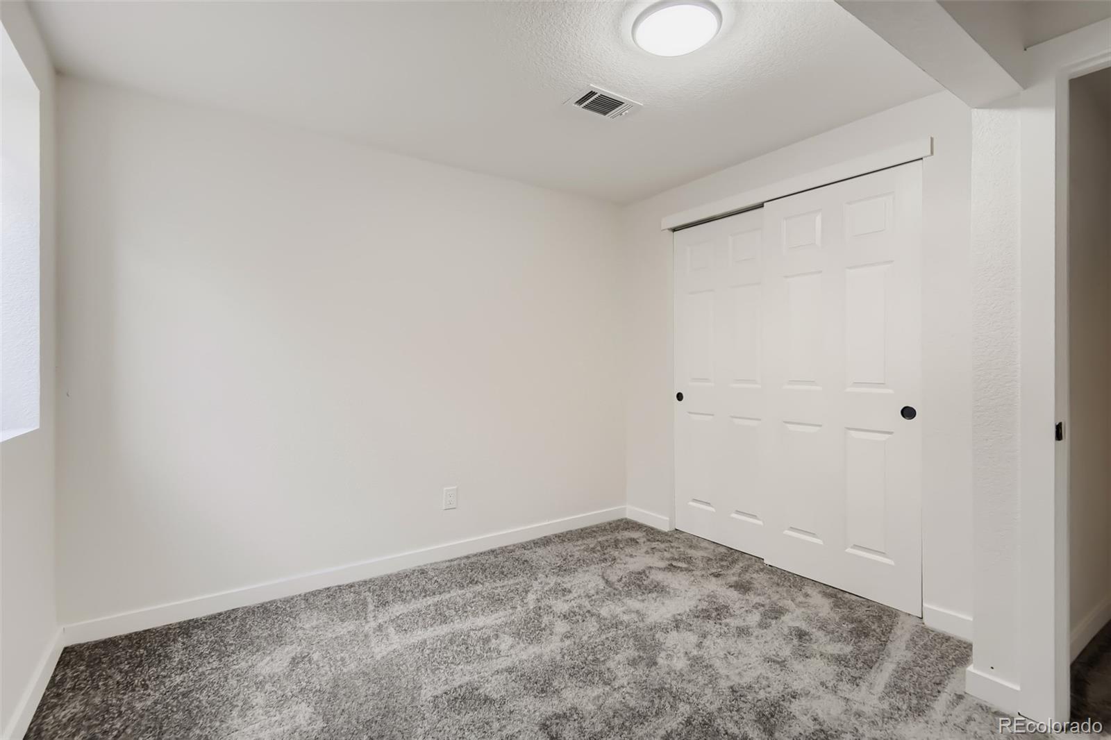 MLS Image #17 for 3961 s helena street,aurora, Colorado
