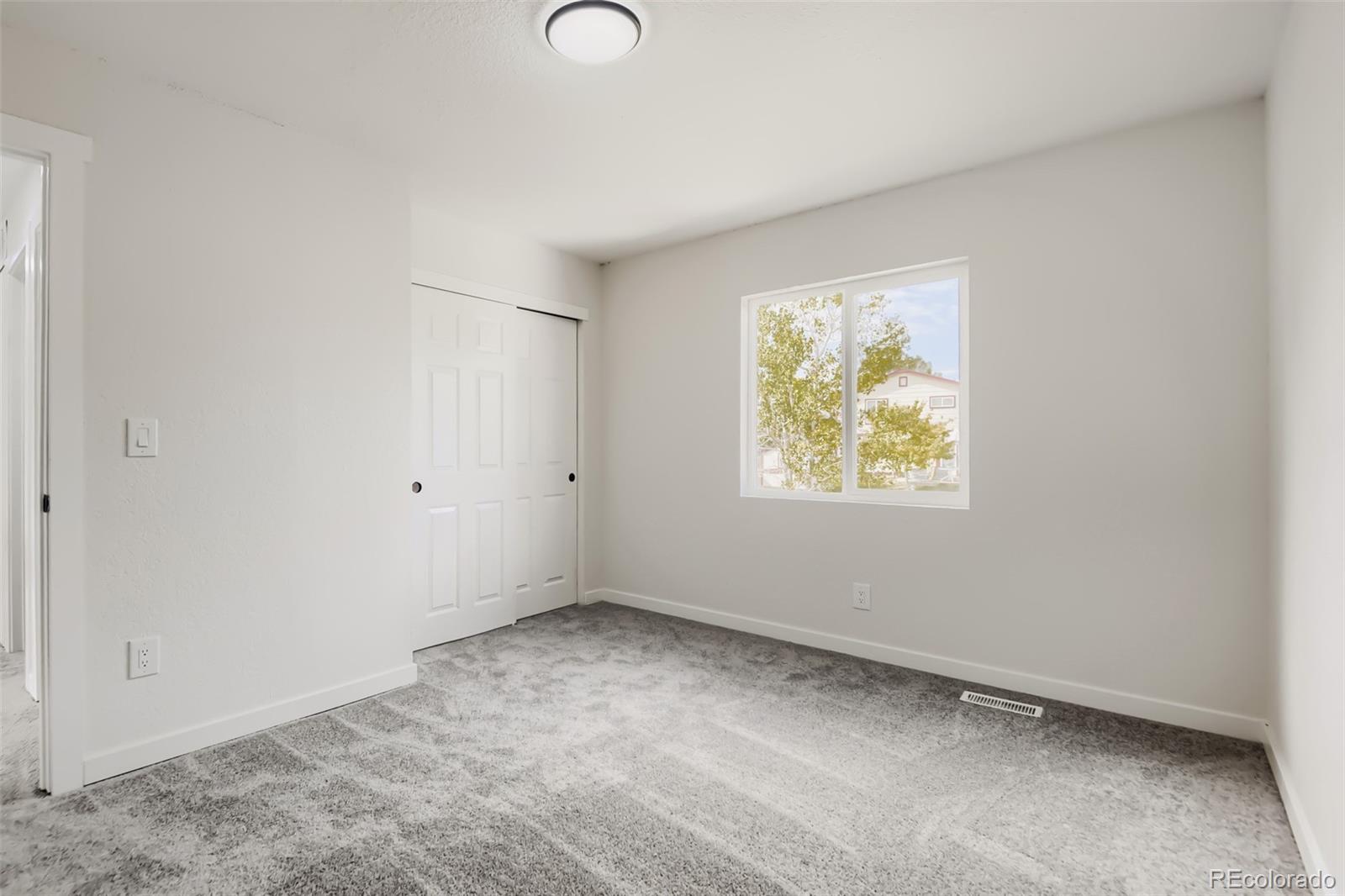 MLS Image #19 for 3961 s helena street,aurora, Colorado