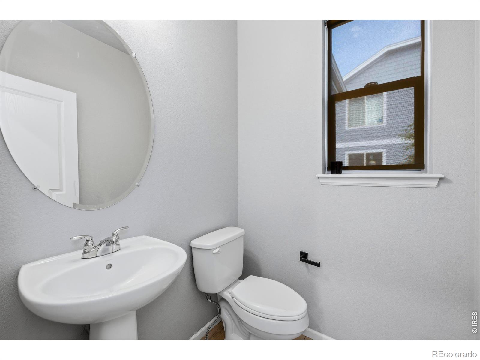 MLS Image #16 for 6433  tuxedo park road,timnath, Colorado