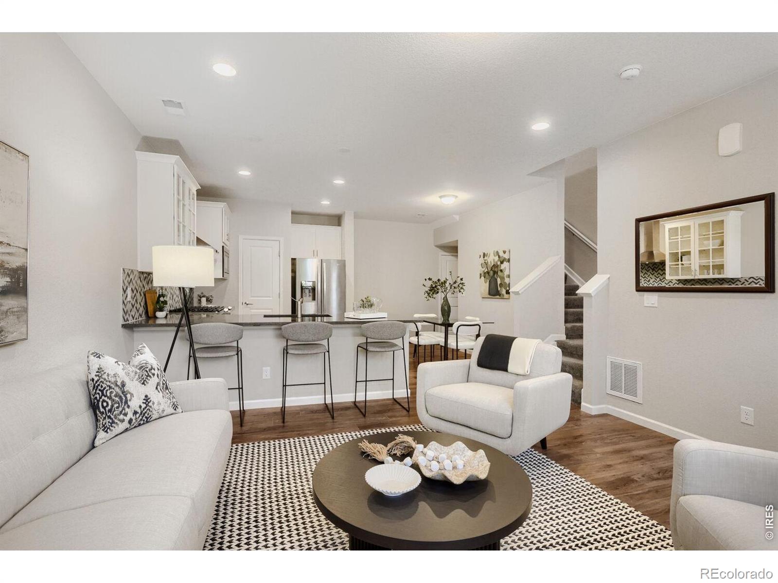 MLS Image #6 for 690  stonebridge drive,longmont, Colorado