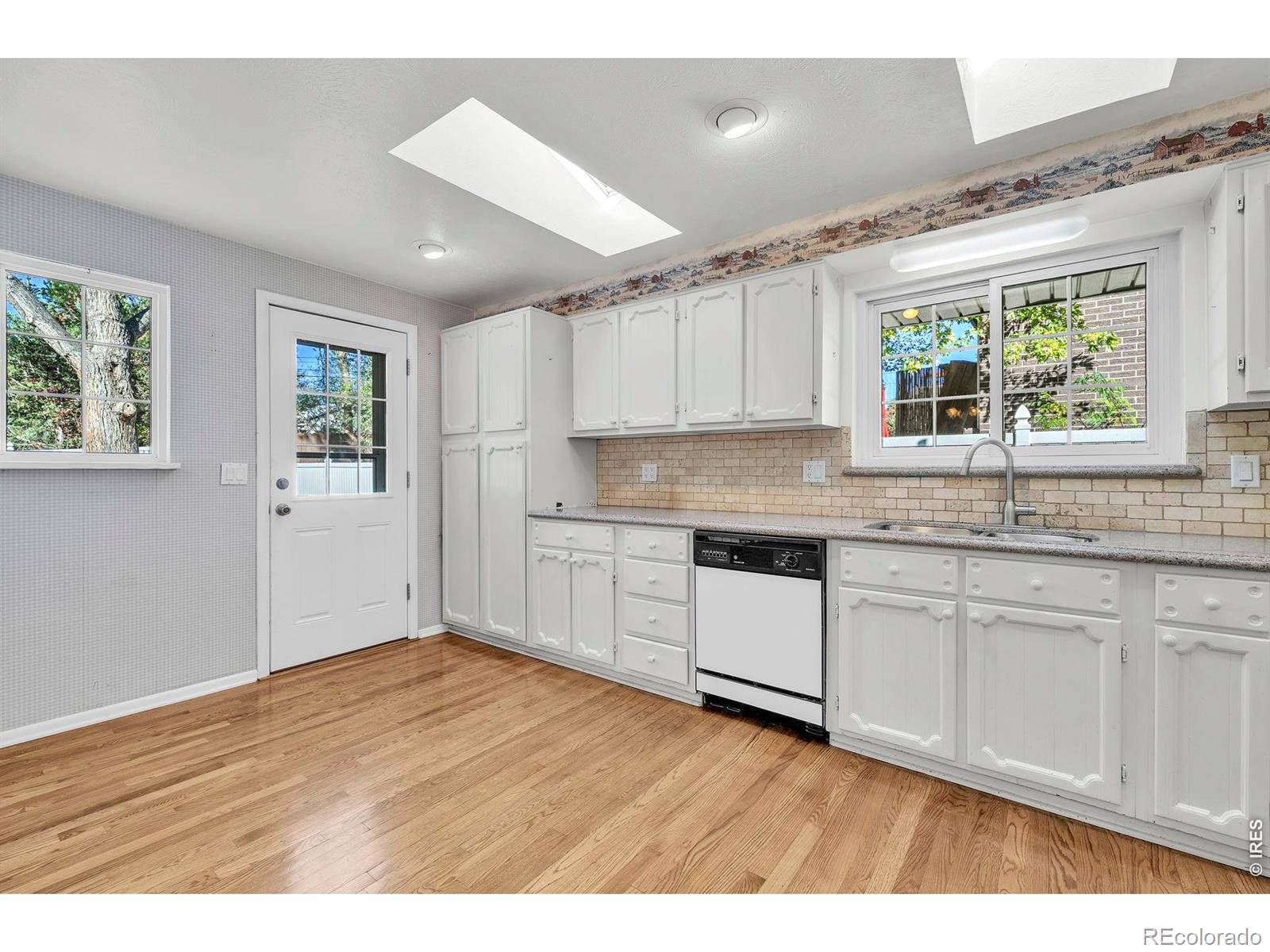 MLS Image #10 for 6467  ammons street,arvada, Colorado