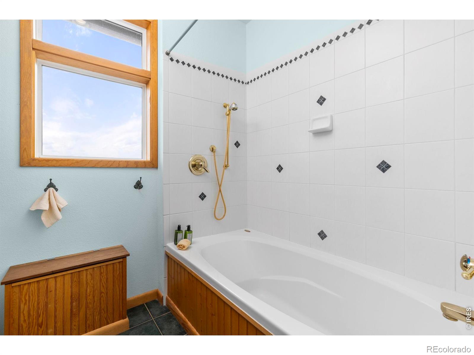 MLS Image #29 for 199  deer trail circle,boulder, Colorado