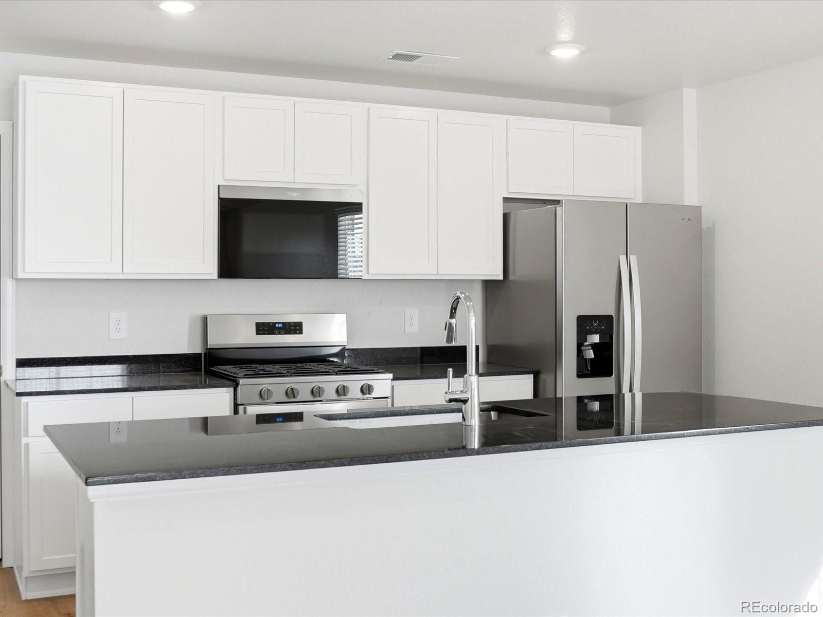 MLS Image #4 for 21269 e 65th avenue,aurora, Colorado
