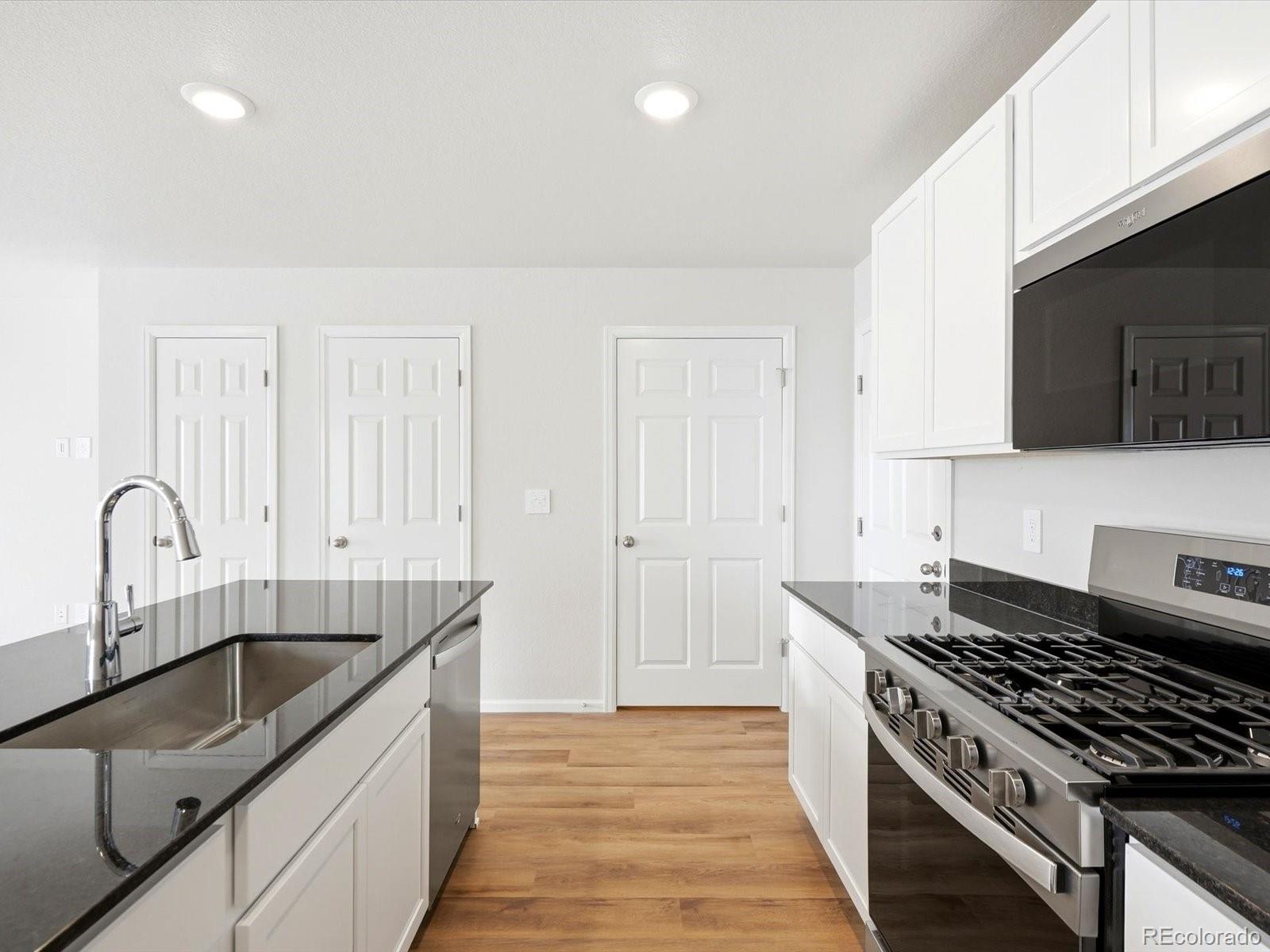 MLS Image #7 for 21269 e 65th avenue,aurora, Colorado