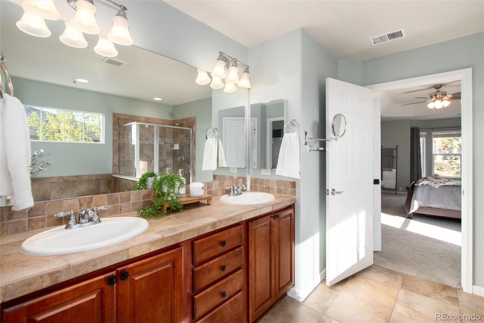 MLS Image #23 for 16400  avalanche run,broomfield, Colorado