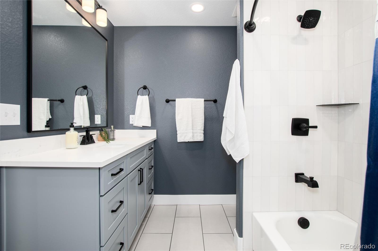 MLS Image #28 for 16400  avalanche run,broomfield, Colorado