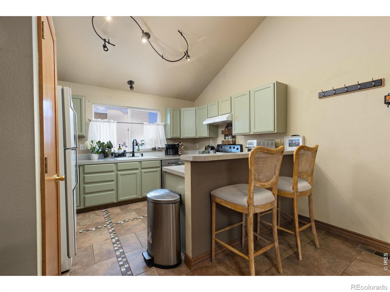 MLS Image #11 for 180  mountain ash court,milliken, Colorado