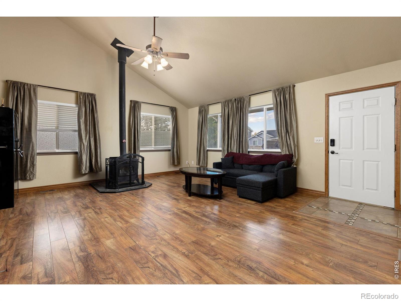 MLS Image #5 for 180  mountain ash court,milliken, Colorado