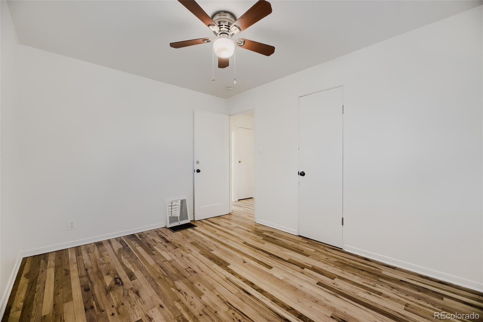 MLS Image #16 for 1481 s meade street,denver, Colorado