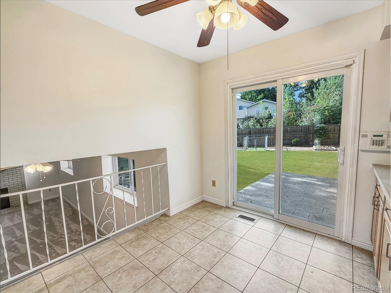 MLS Image #11 for 4381 s arbutus way,morrison, Colorado