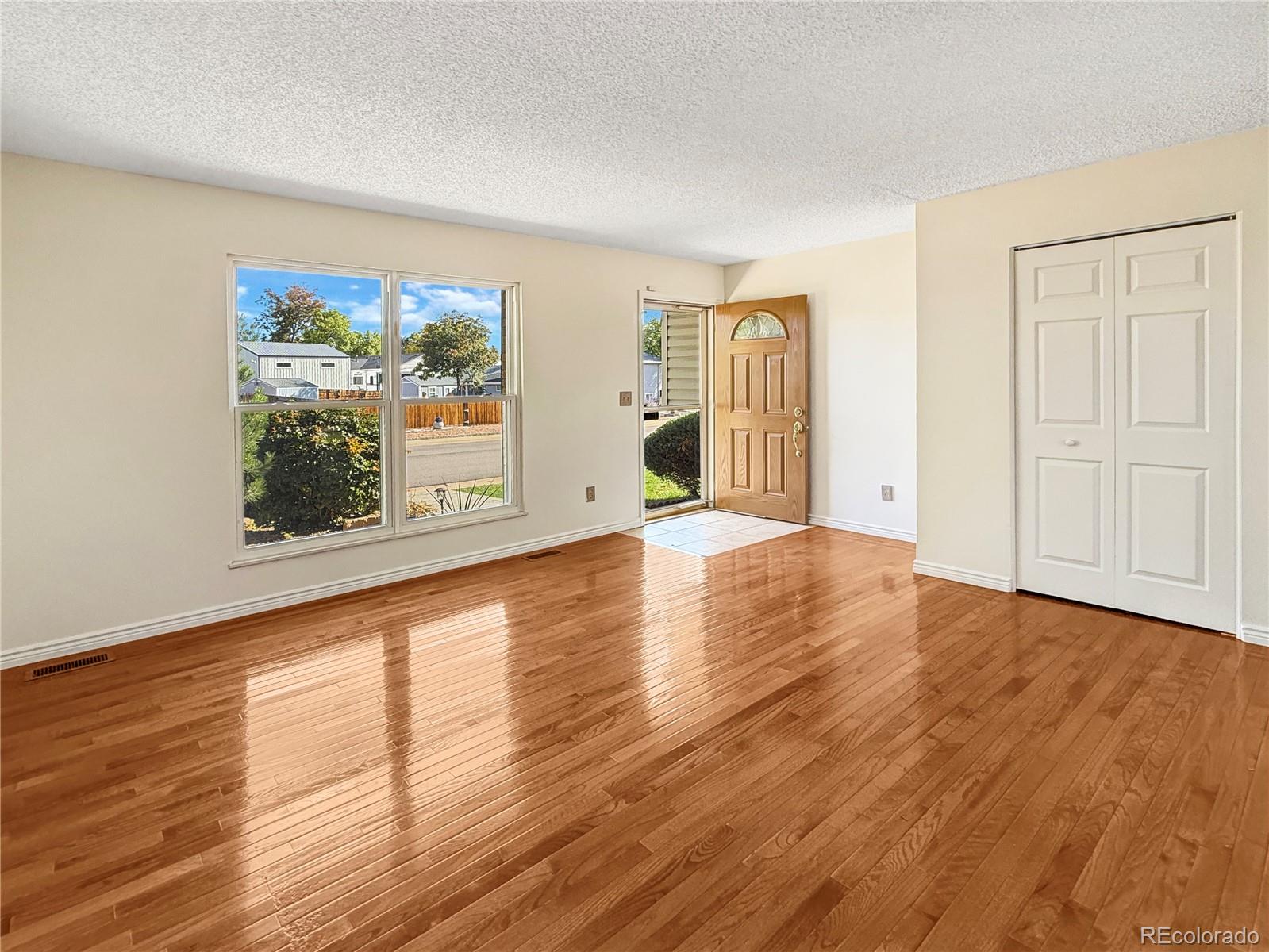 MLS Image #5 for 4381 s arbutus way,morrison, Colorado