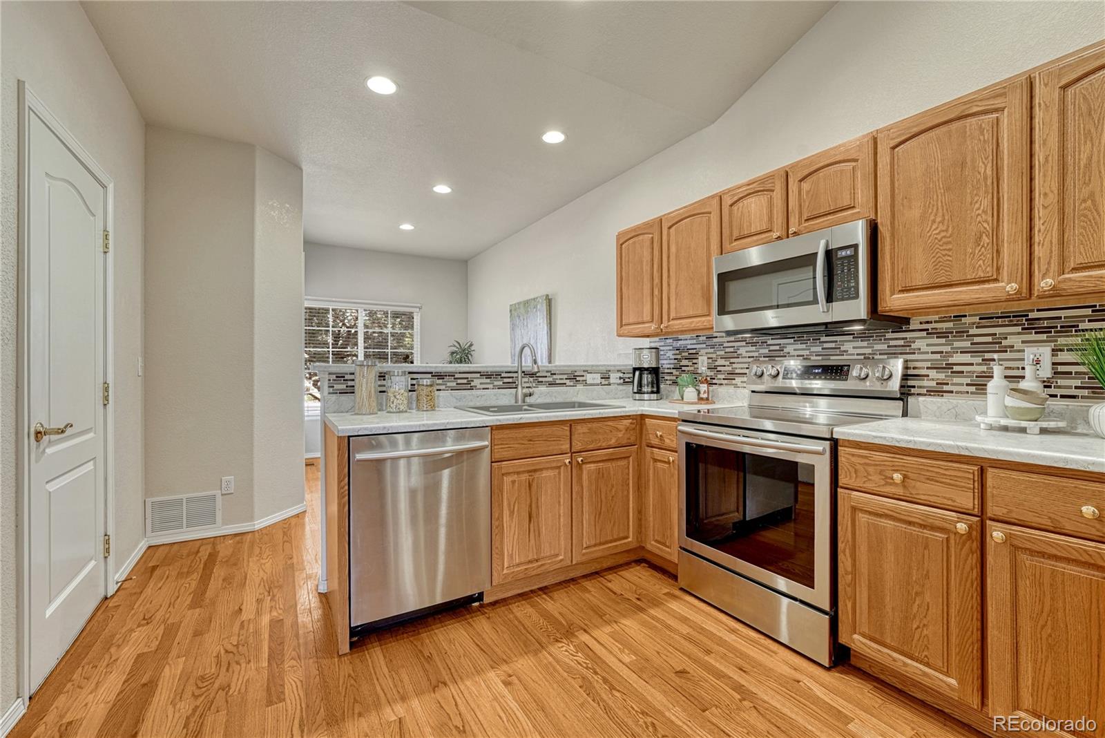 MLS Image #8 for 5511  sonnet heights,colorado springs, Colorado