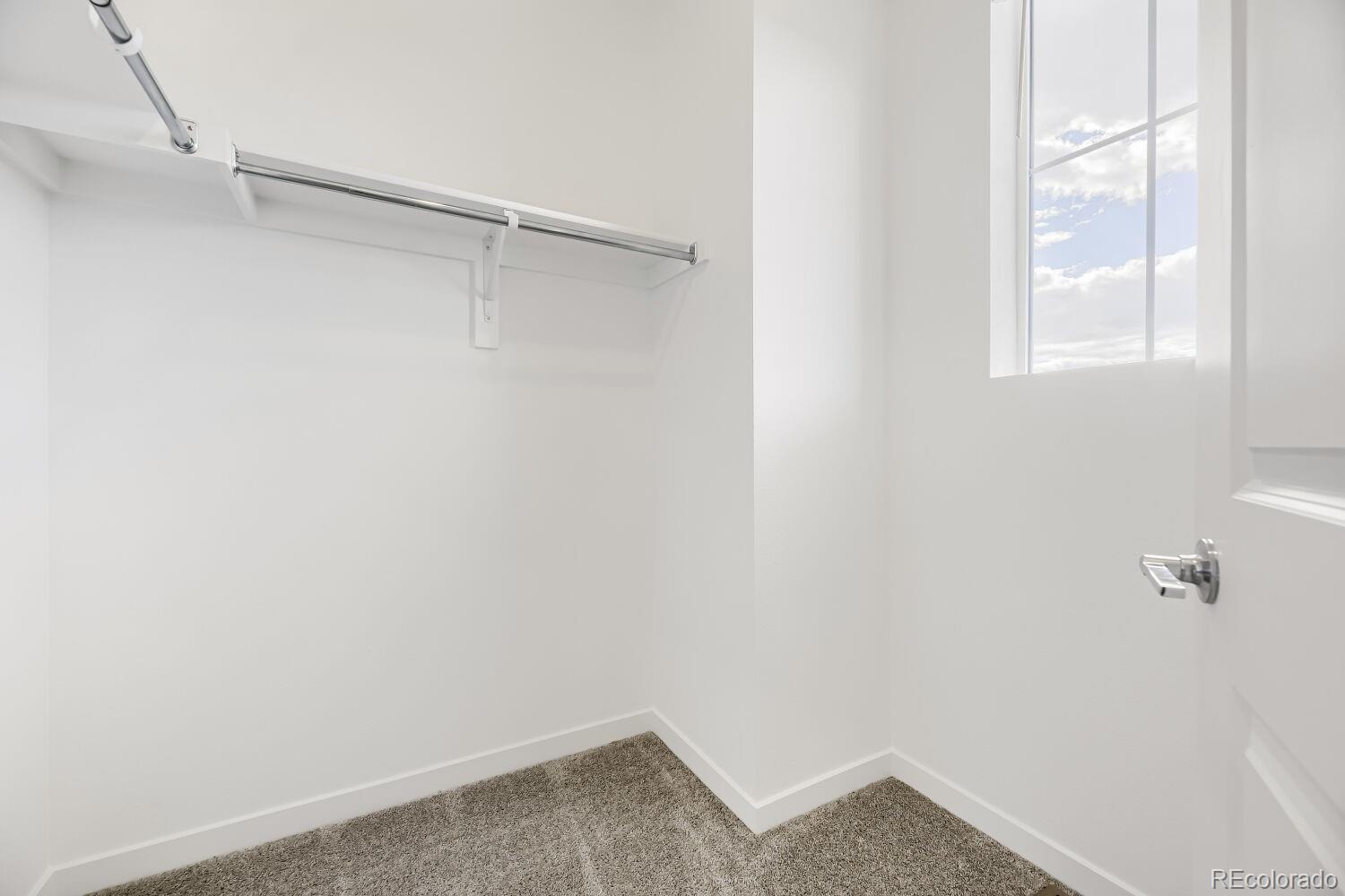 MLS Image #8 for 15216  elizabeth street,thornton, Colorado