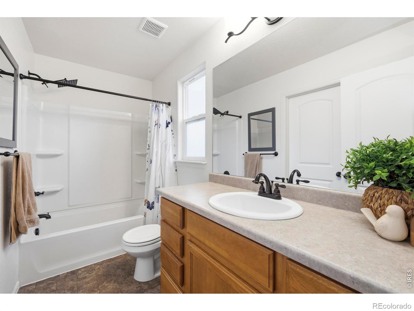 MLS Image #15 for 7588  back stretch drive,wellington, Colorado