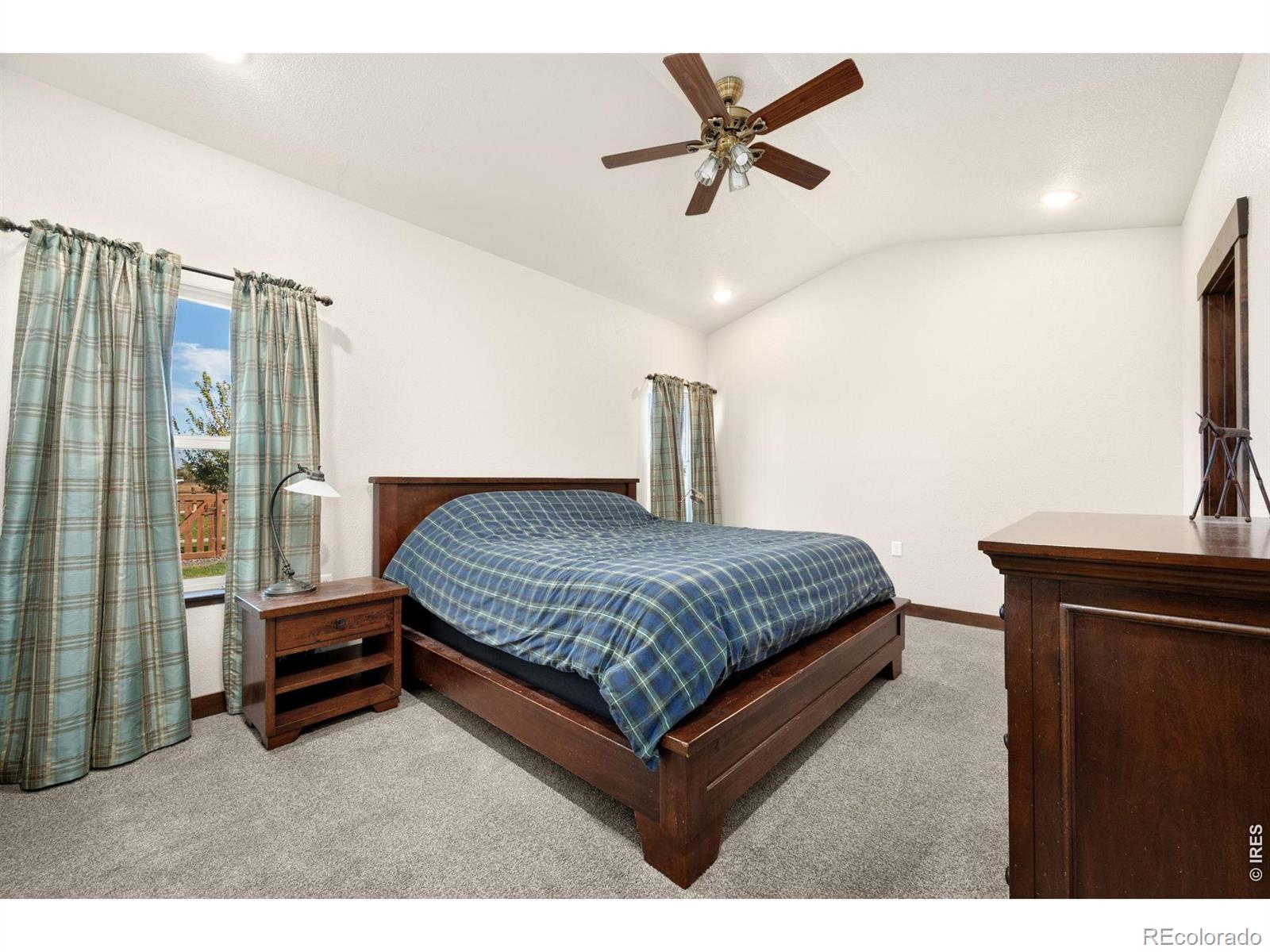 MLS Image #11 for 412 e michigan avenue,berthoud, Colorado
