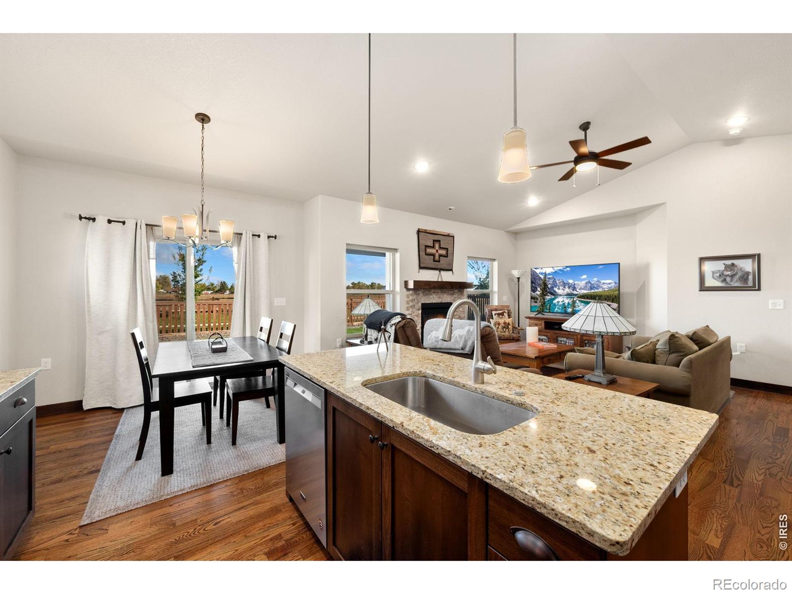 MLS Image #7 for 412 e michigan avenue,berthoud, Colorado