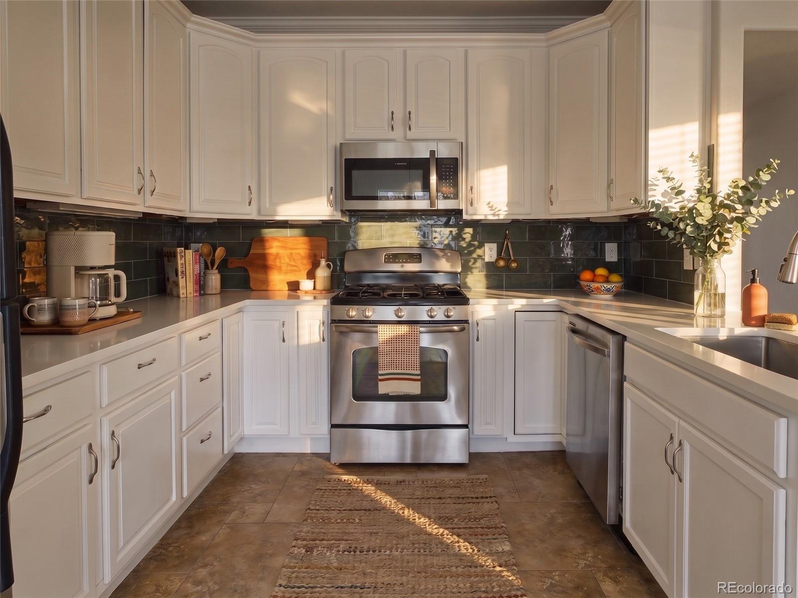 MLS Image #10 for 9974 e carolina circle,aurora, Colorado