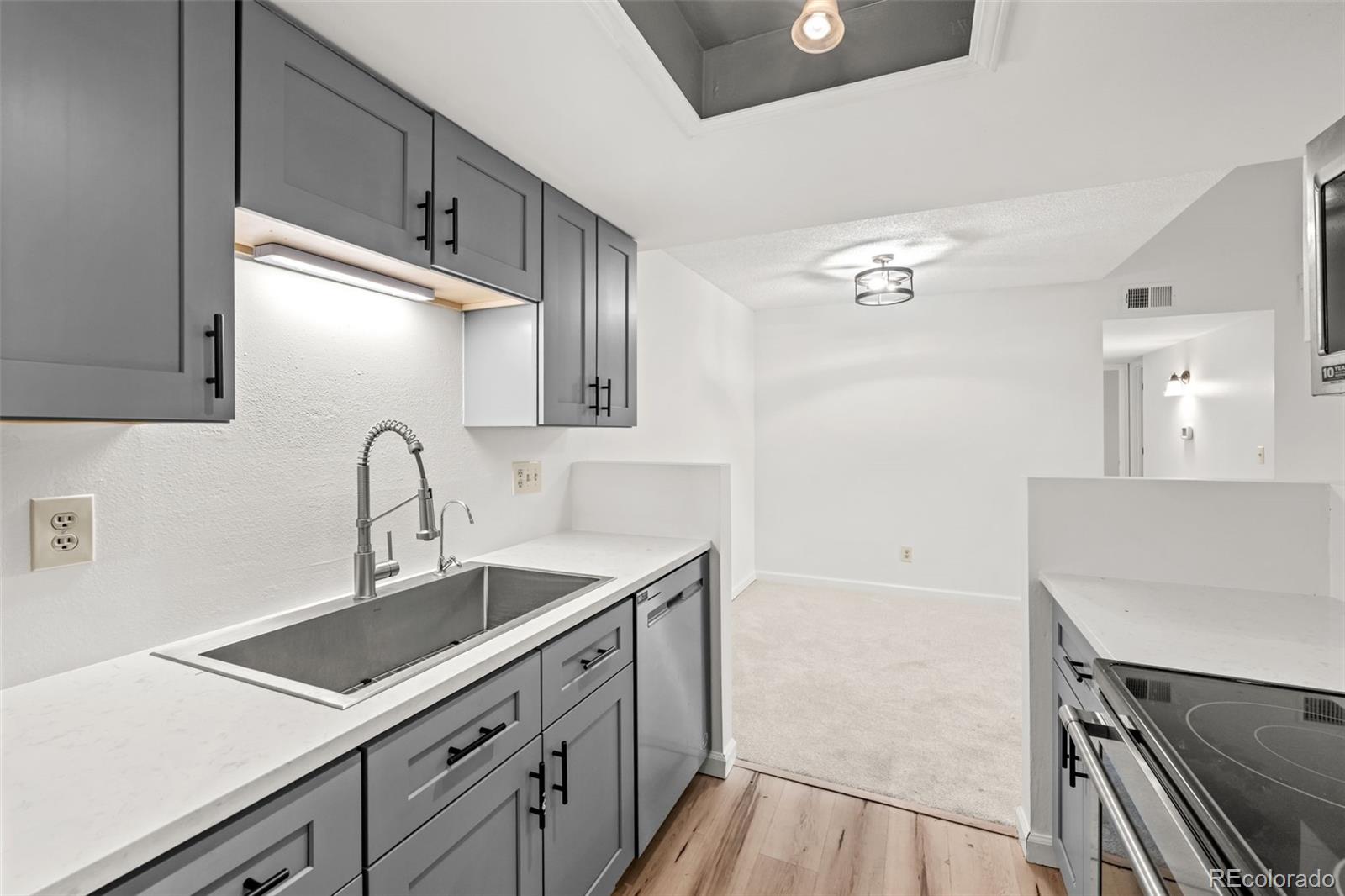 MLS Image #10 for 8600 e alameda avenue 18-203,denver, Colorado