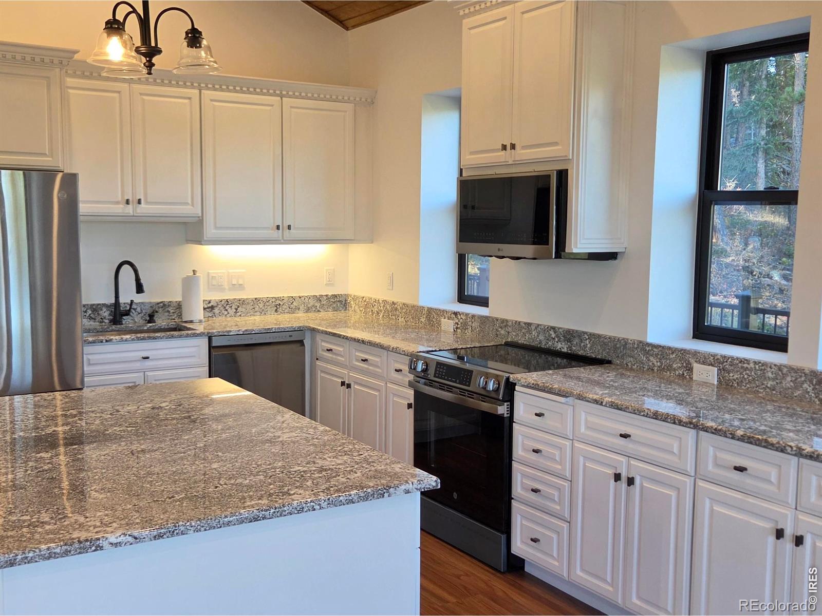 MLS Image #9 for 250  arrowood drive,lyons, Colorado